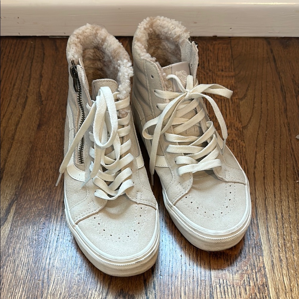 VANS shearling high top